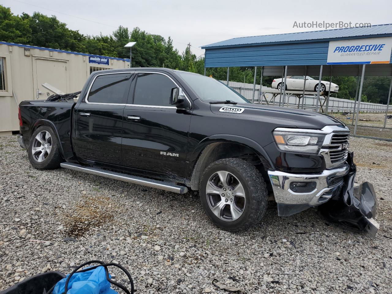 2019 Ram 1500 Laramie Black vin: 1C6RREJT7KN558105