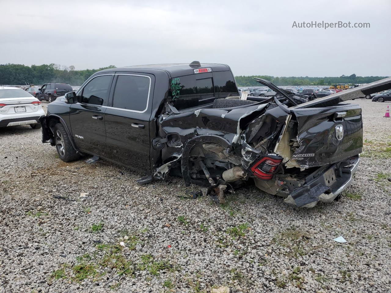 2019 Ram 1500 Laramie Black vin: 1C6RREJT7KN558105