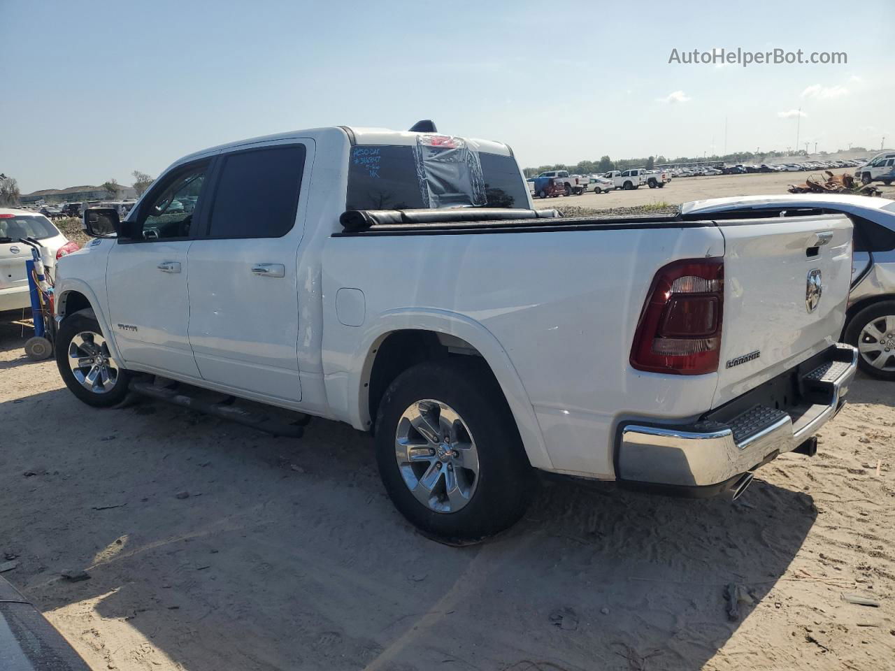 2022 Ram 1500 Laramie White vin: 1C6RREJT7NN269519