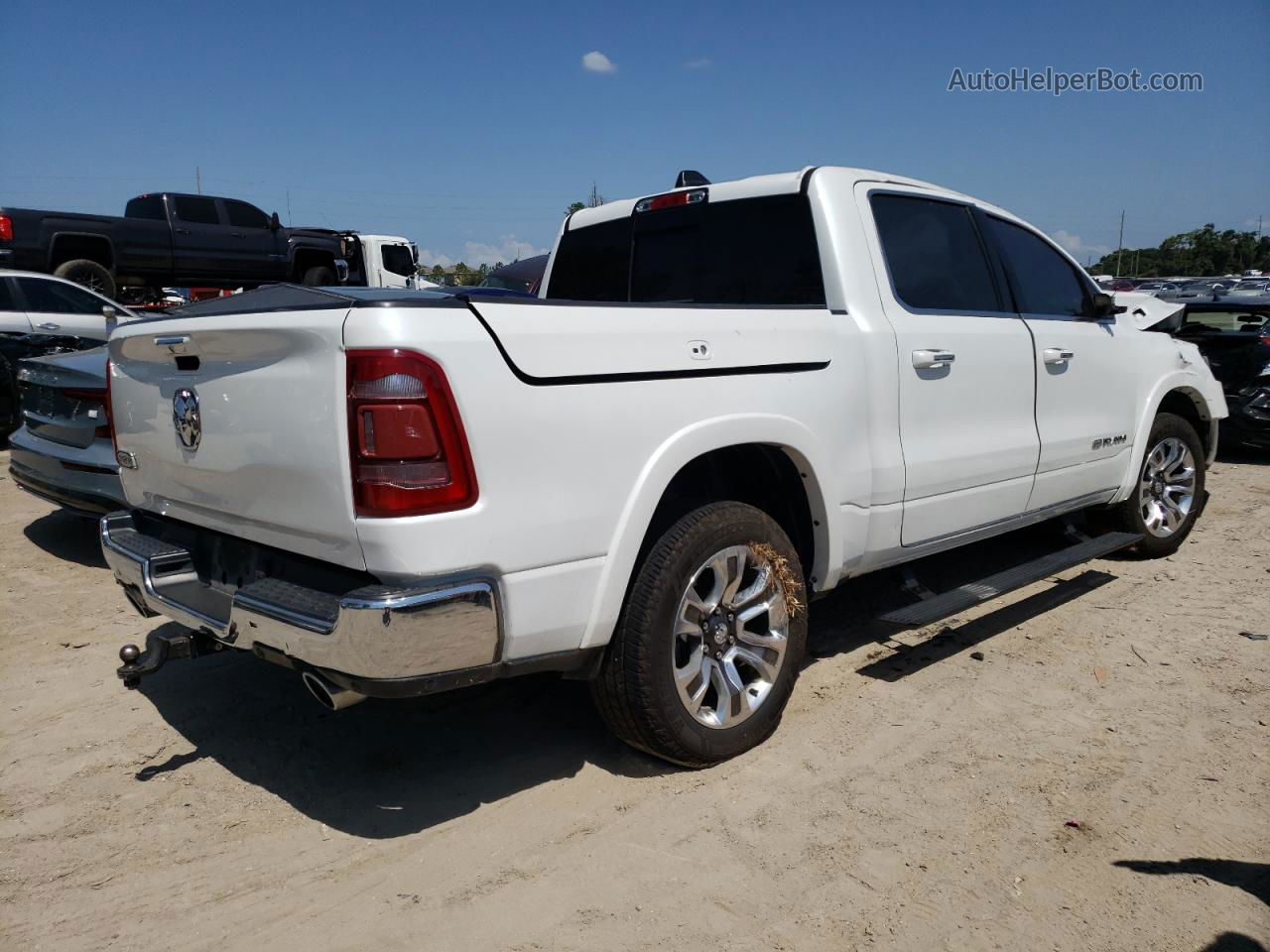 2019 Ram 1500 Longhorn White vin: 1C6RREKT6KN724452