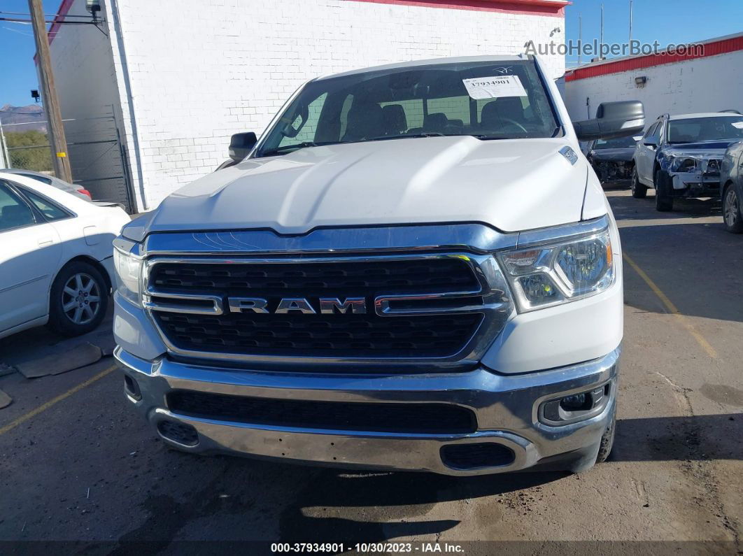 2022 Ram 1500 Big Horn  4x4 6'4" Box Белый vin: 1C6RRFBG6NN412967