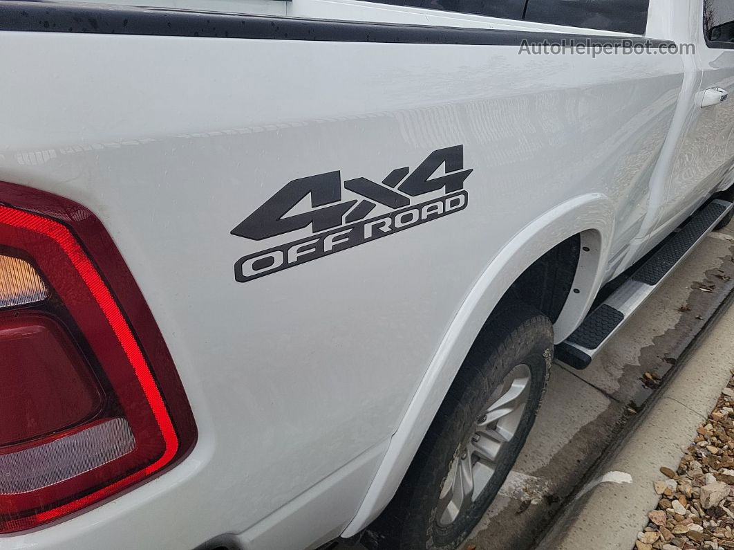 2022 Ram 1500 Laramie  4x4 6'4 Box vin: 1C6RRFRG1NN329761