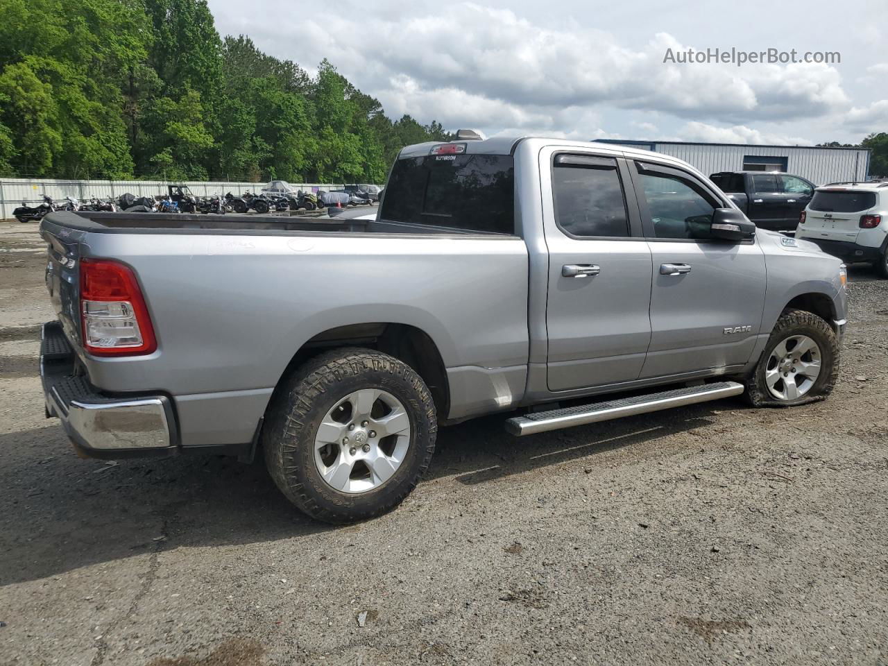 2019 Ram 1500 Big Horn/lone Star Серебряный vin: 1C6SRFBT6KN701549