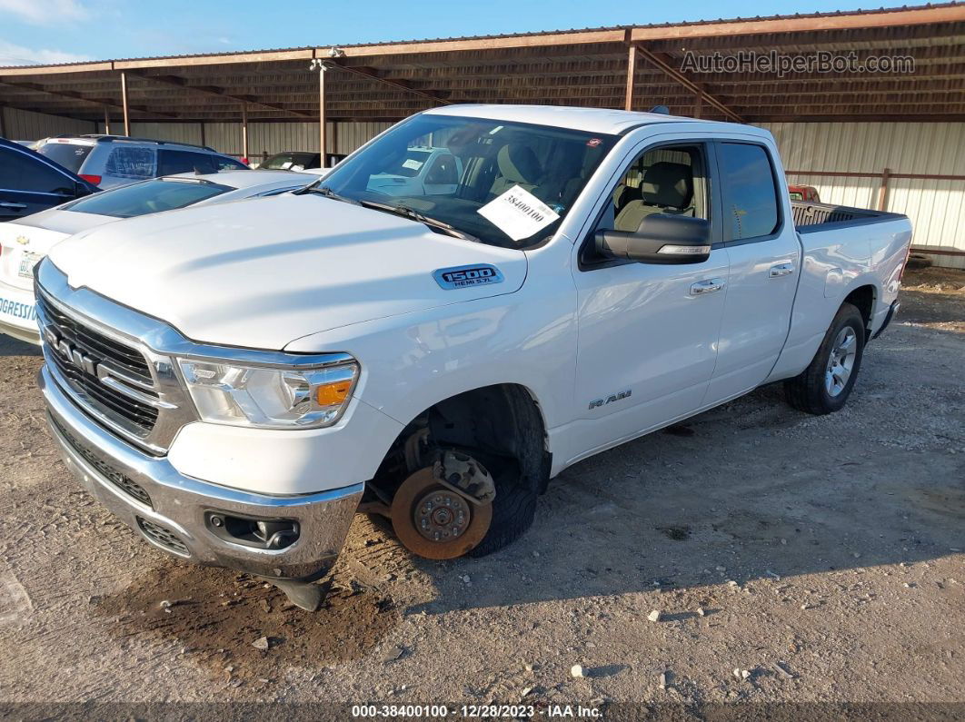 2019 Ram 1500 Big Horn/lone Star Quad Cab 4x4 6'4 Box White vin: 1C6SRFBT9KN759011