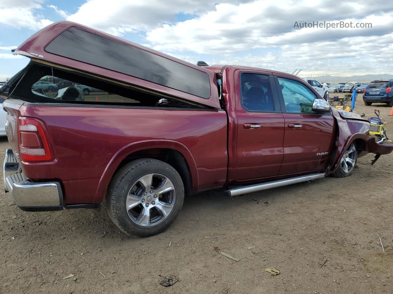 2019 Ram 1500 Laramie Красный vin: 1C6SRFDT2KN795667