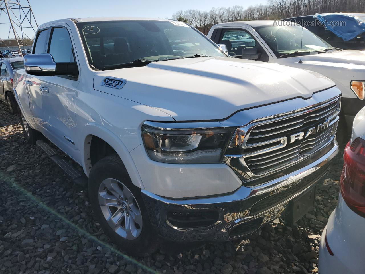 2020 Ram 1500 Laramie White vin: 1C6SRFDT6LN139845