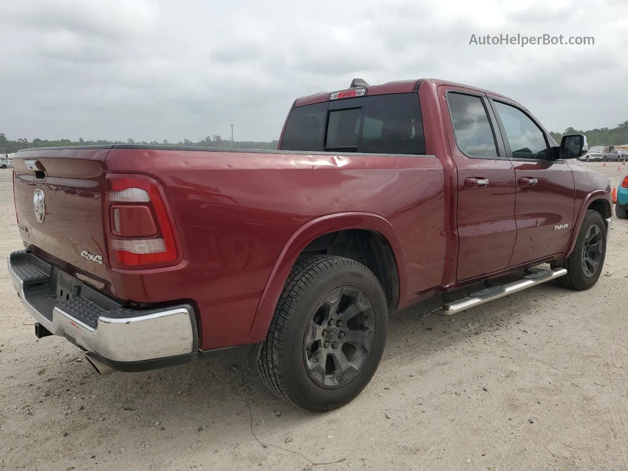 2020 Ram 1500 Laramie Red vin: 1C6SRFDT8LN121928