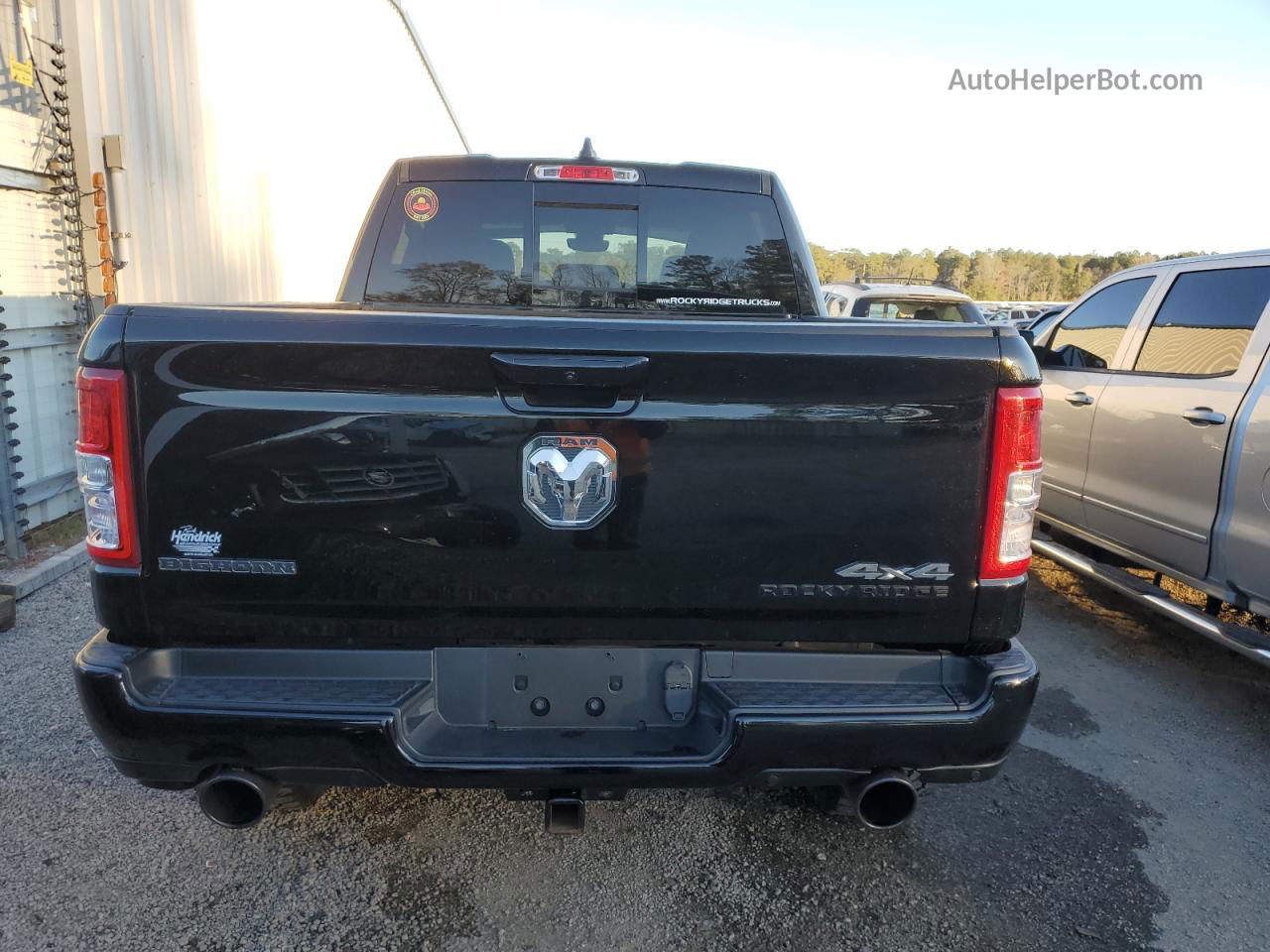 2022 Ram 1500 Big Horn/lone Star Black vin: 1C6SRFFT2NN148400