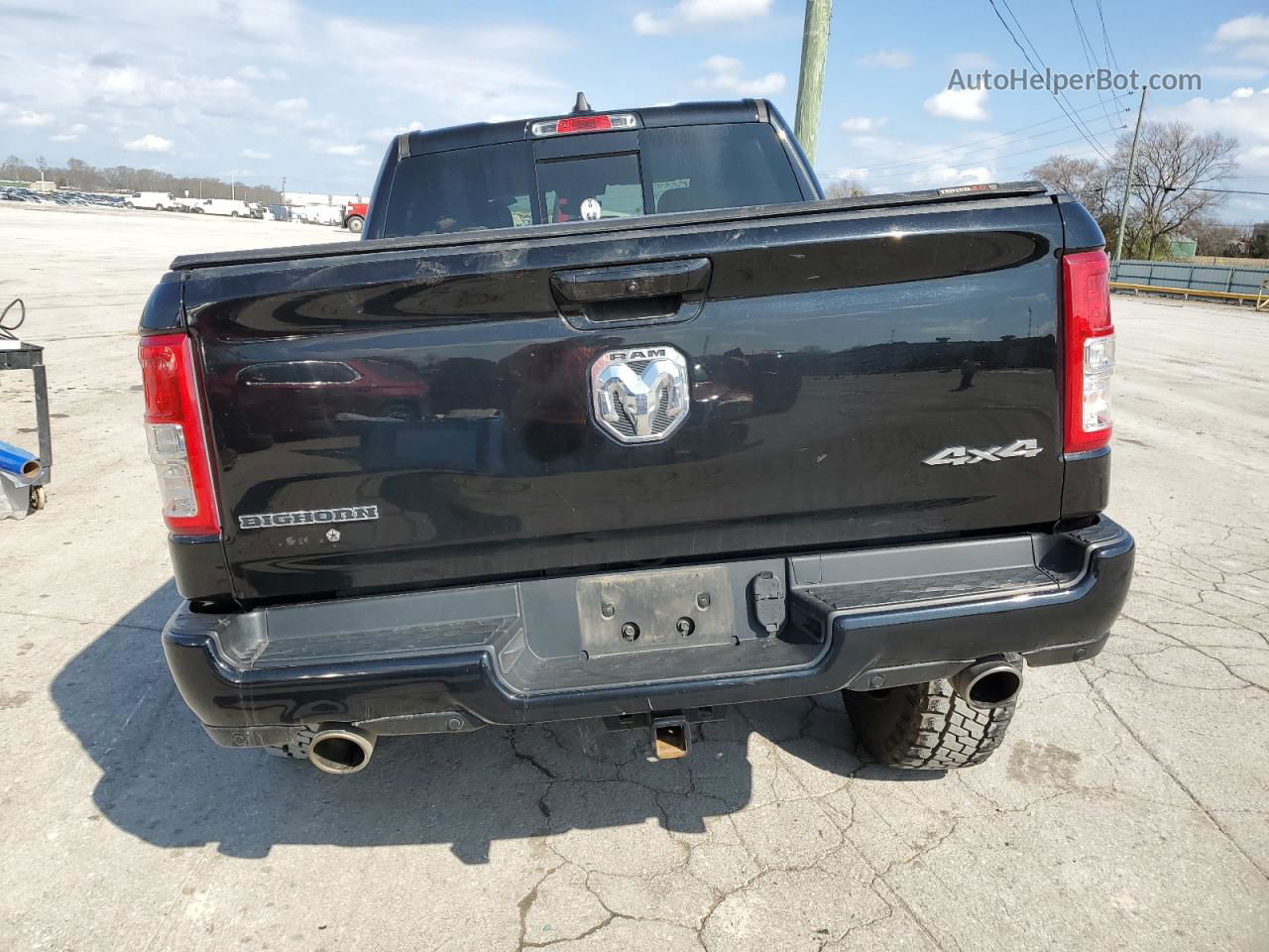 2020 Ram 1500 Big Horn/lone Star Black vin: 1C6SRFFT3LN117024