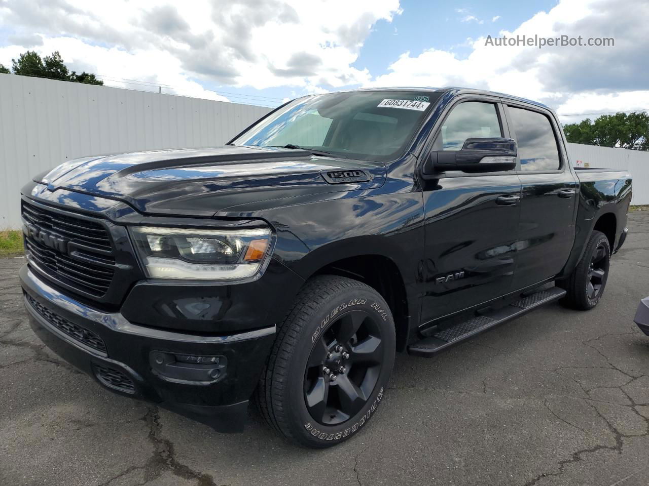 2019 Ram 1500 Big Horn/lone Star Черный vin: 1C6SRFFT7KN651982