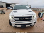 2019 Ram 1500 Laramie  4x4 5'7 Box White vin: 1C6SRFJT1KN605975