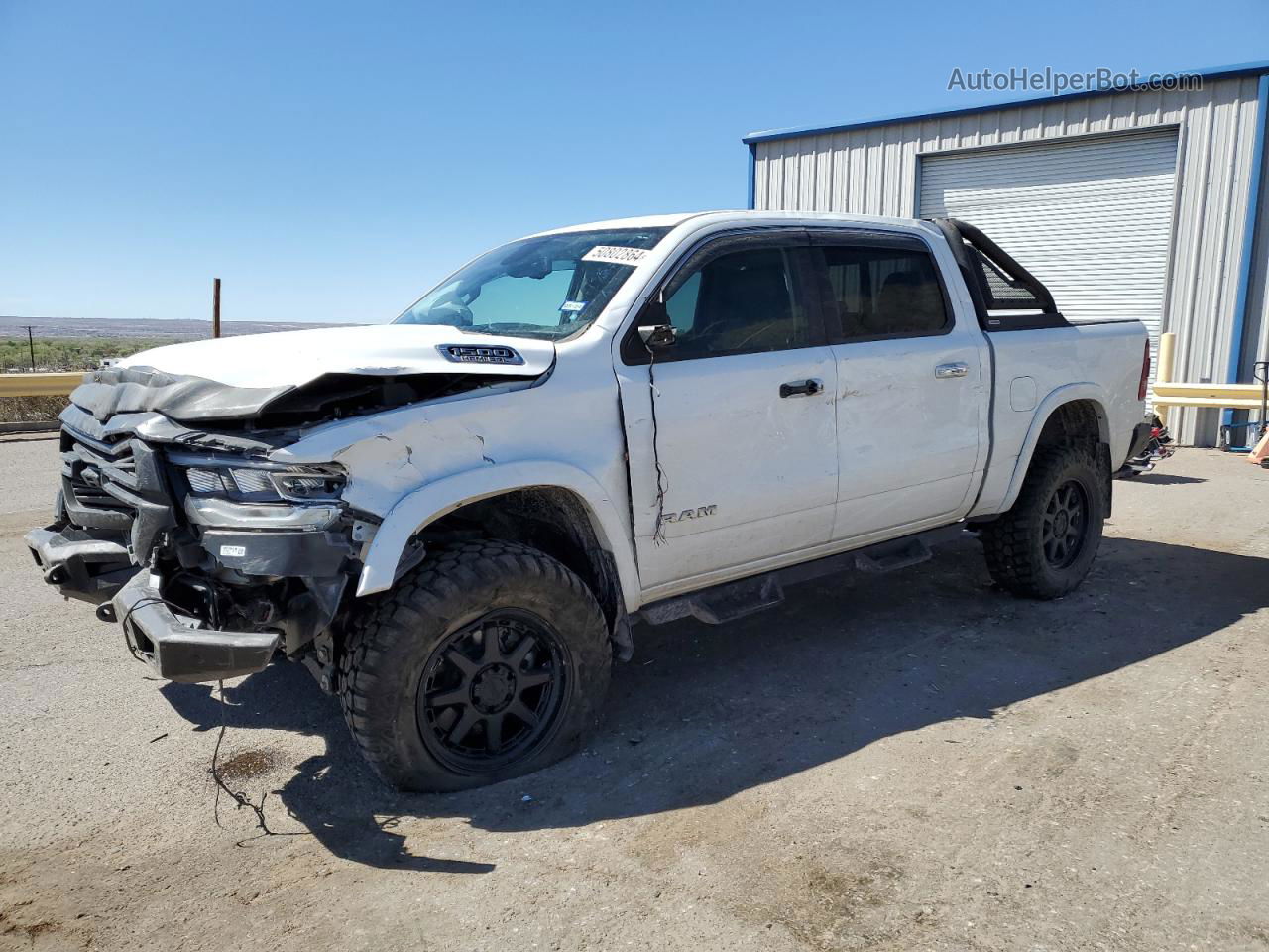 2020 Ram 1500 Laramie White vin: 1C6SRFJT1LN170439