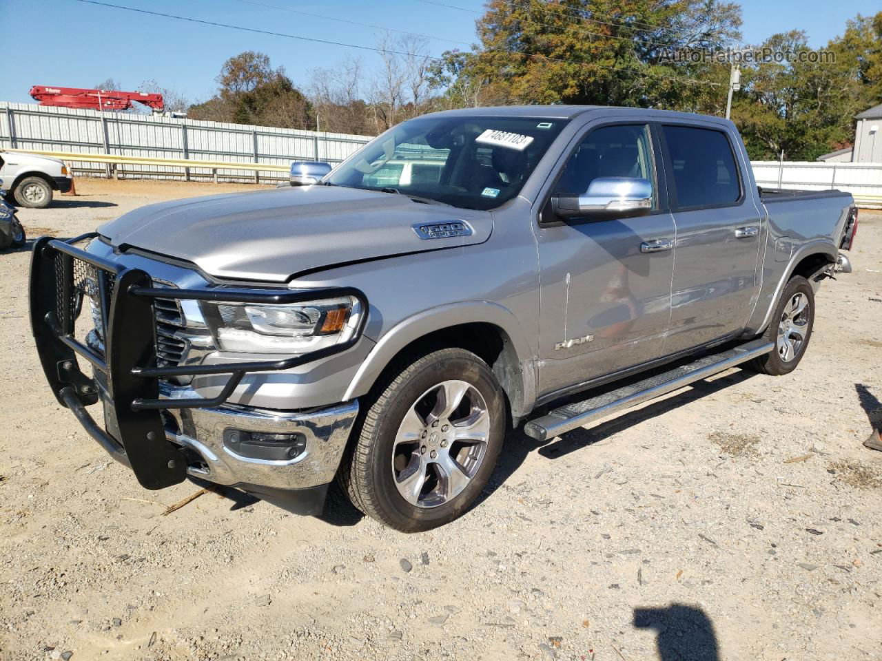 2019 Ram 1500 Laramie Silver vin: 1C6SRFJT3KN649184