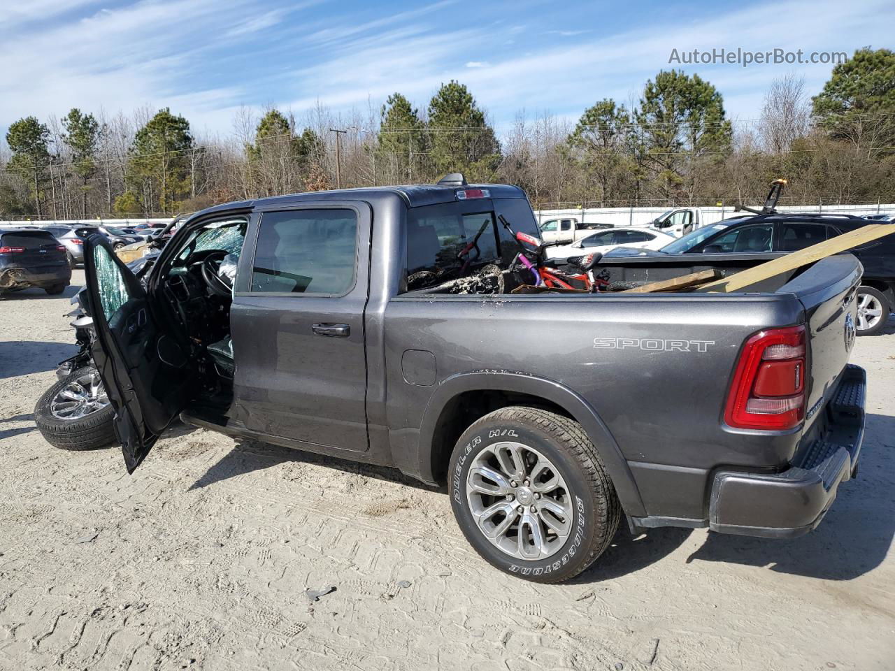 2022 Ram 1500 Laramie Gray vin: 1C6SRFJT3NN381290