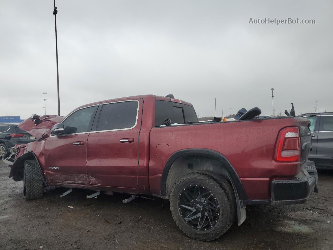 2019 Ram 1500 Laramie Burgundy vin: 1C6SRFJT4KN708498