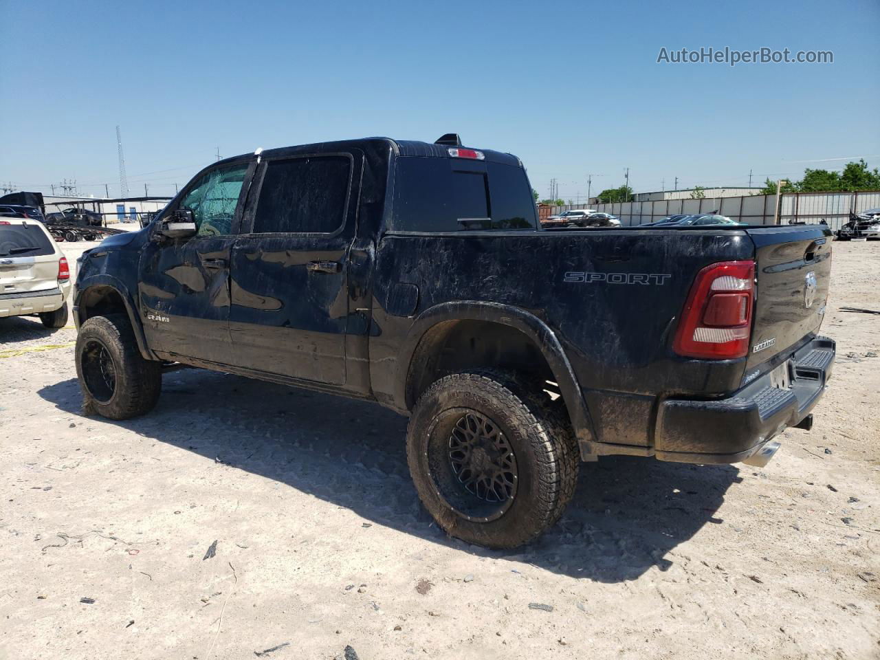 2020 Ram 1500 Laramie Black vin: 1C6SRFJT4LN276903