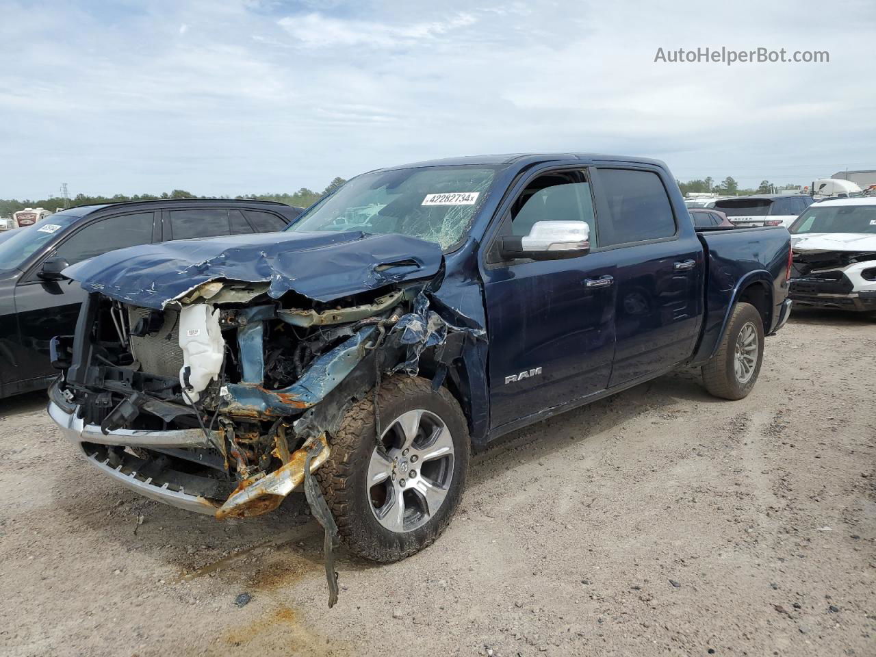 2022 Ram 1500 Laramie Синий vin: 1C6SRFJT4NN282669