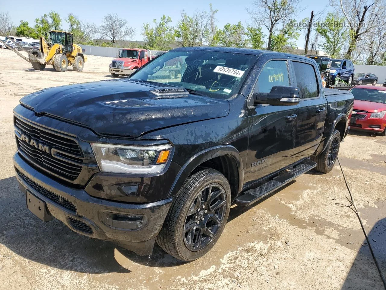 2020 Ram 1500 Laramie Black vin: 1C6SRFJT7LN366921