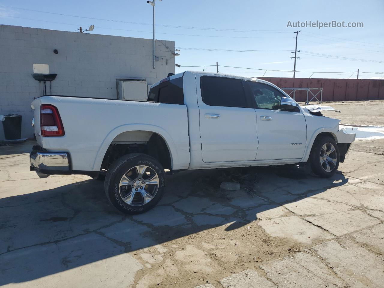 2022 Ram 1500 Laramie Белый vin: 1C6SRFJT9NN206929