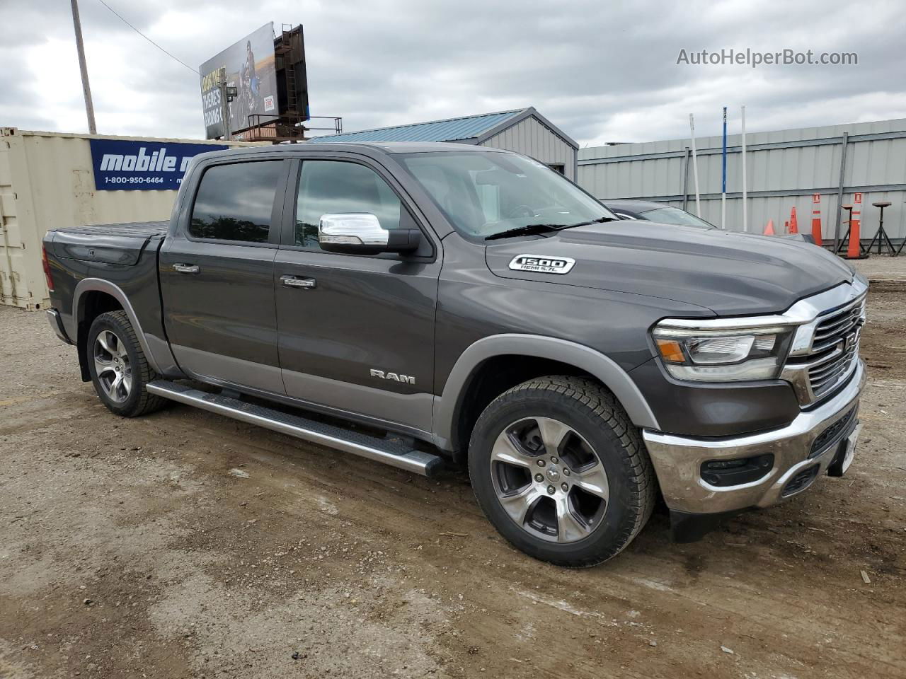 2019 Ram 1500 Laramie Угольный vin: 1C6SRFJTXKN702124