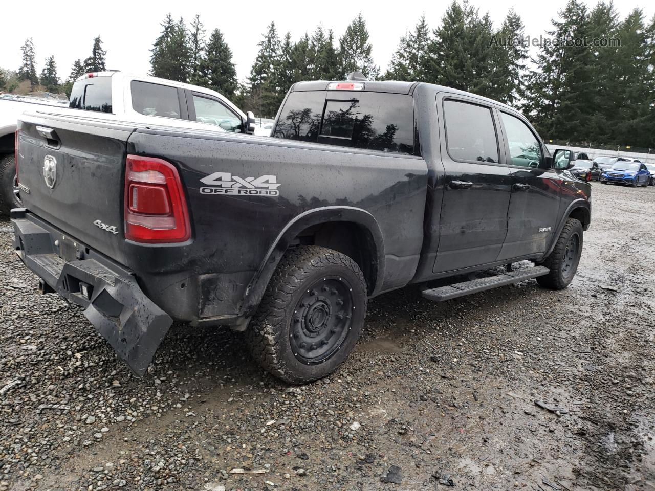 2019 Ram 1500 Laramie Черный vin: 1C6SRFRTXKN855235