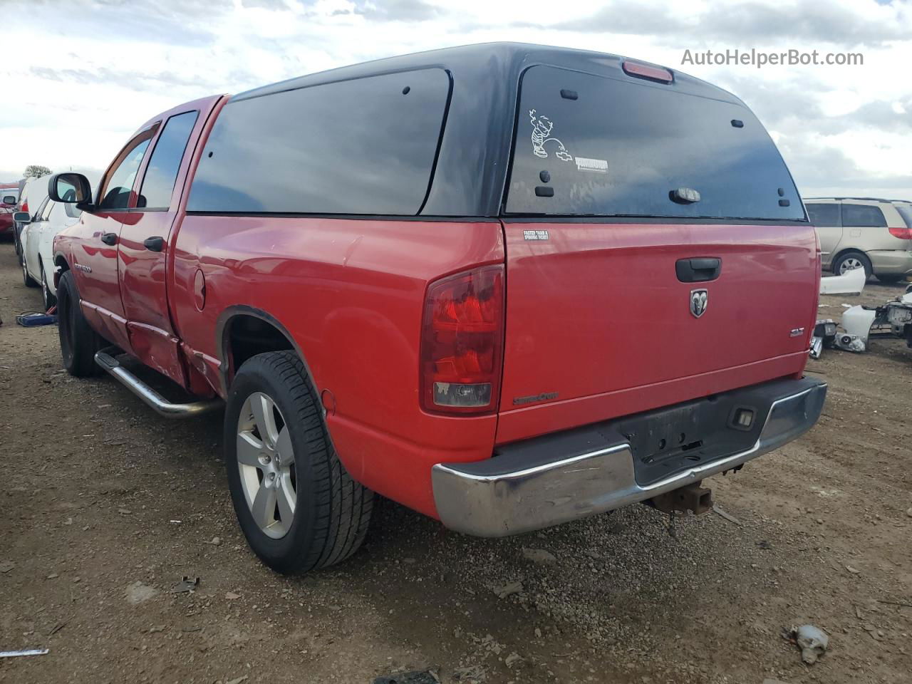 2005 Dodge Ram 1500 St Red vin: 1D7HA18D35S282021