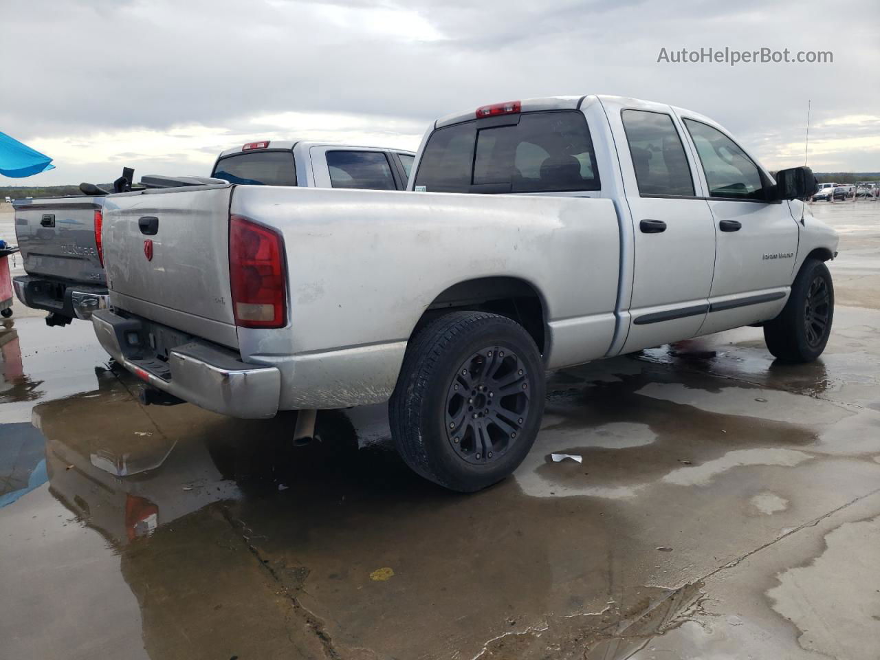 2005 Dodge Ram 1500 St Серебряный vin: 1D7HA18DX5S266270