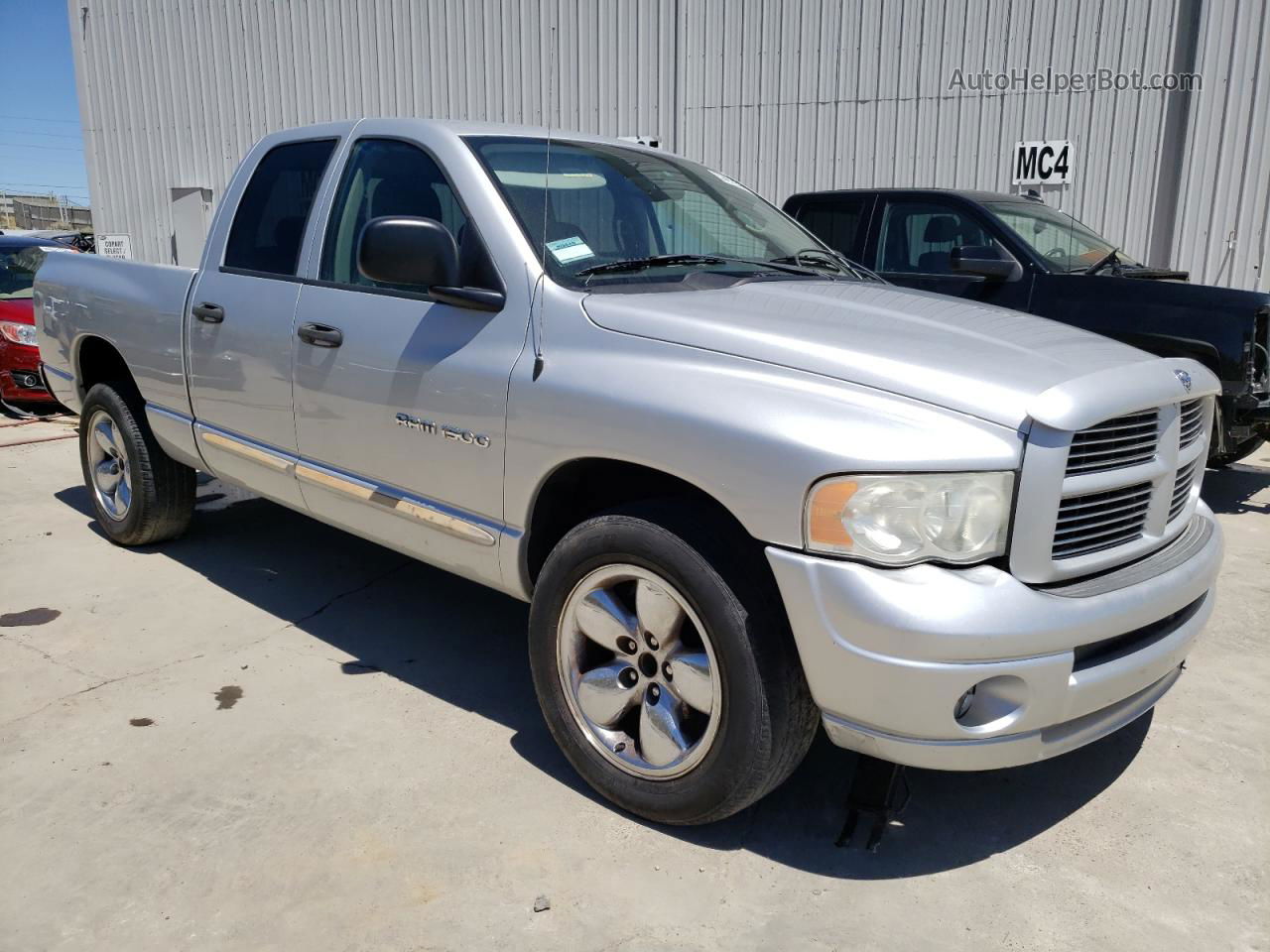 2005 Dodge Ram 1500 St Серебряный vin: 1D7HA18NX5S367172