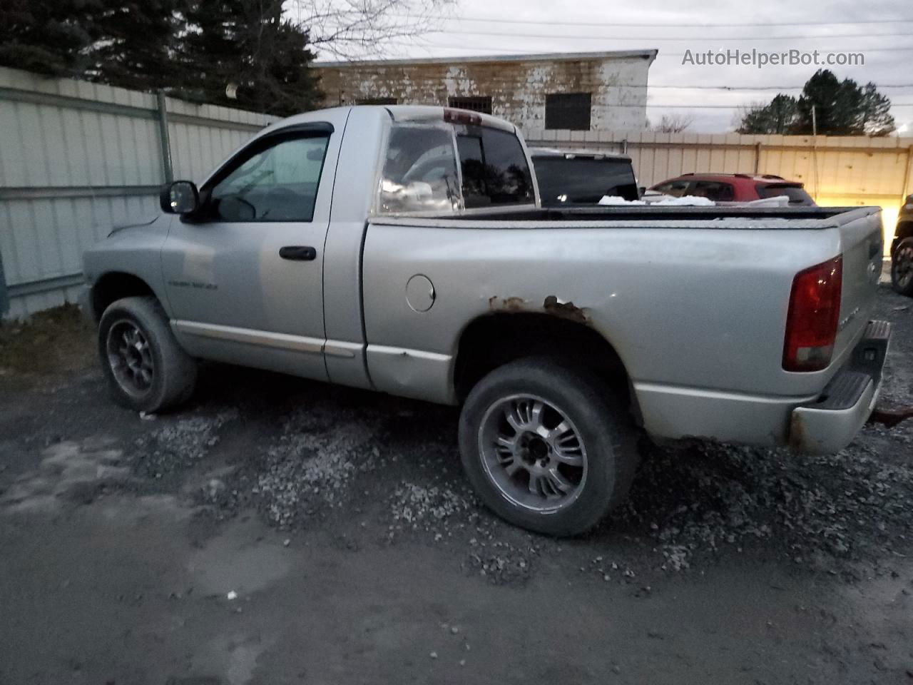 2005 Dodge Ram 1500 St Silver vin: 1D7HU16D85J591015