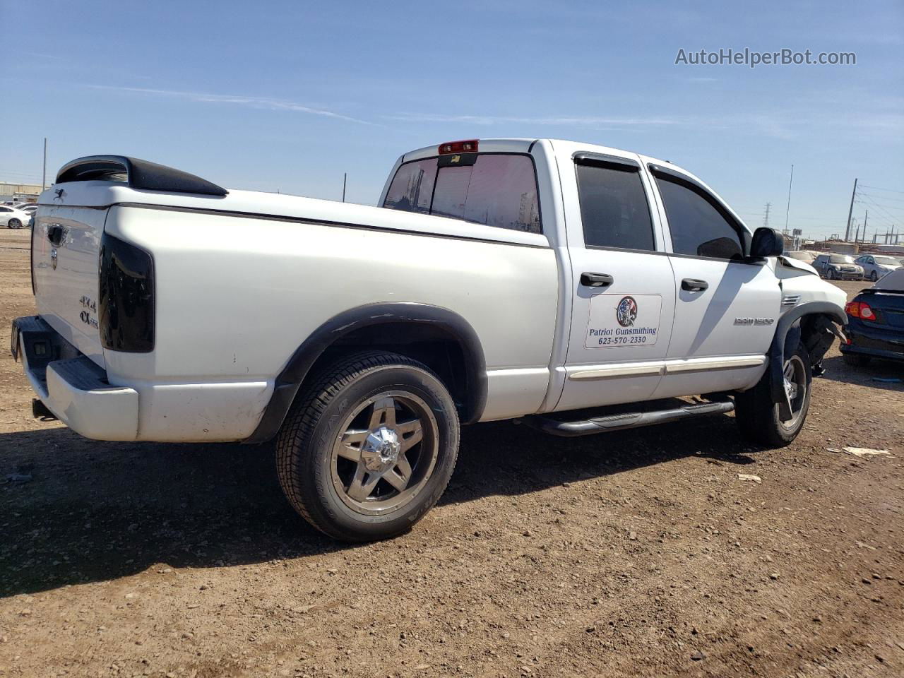 2005 Dodge Ram 1500 St White vin: 1D7HU18D55S202354