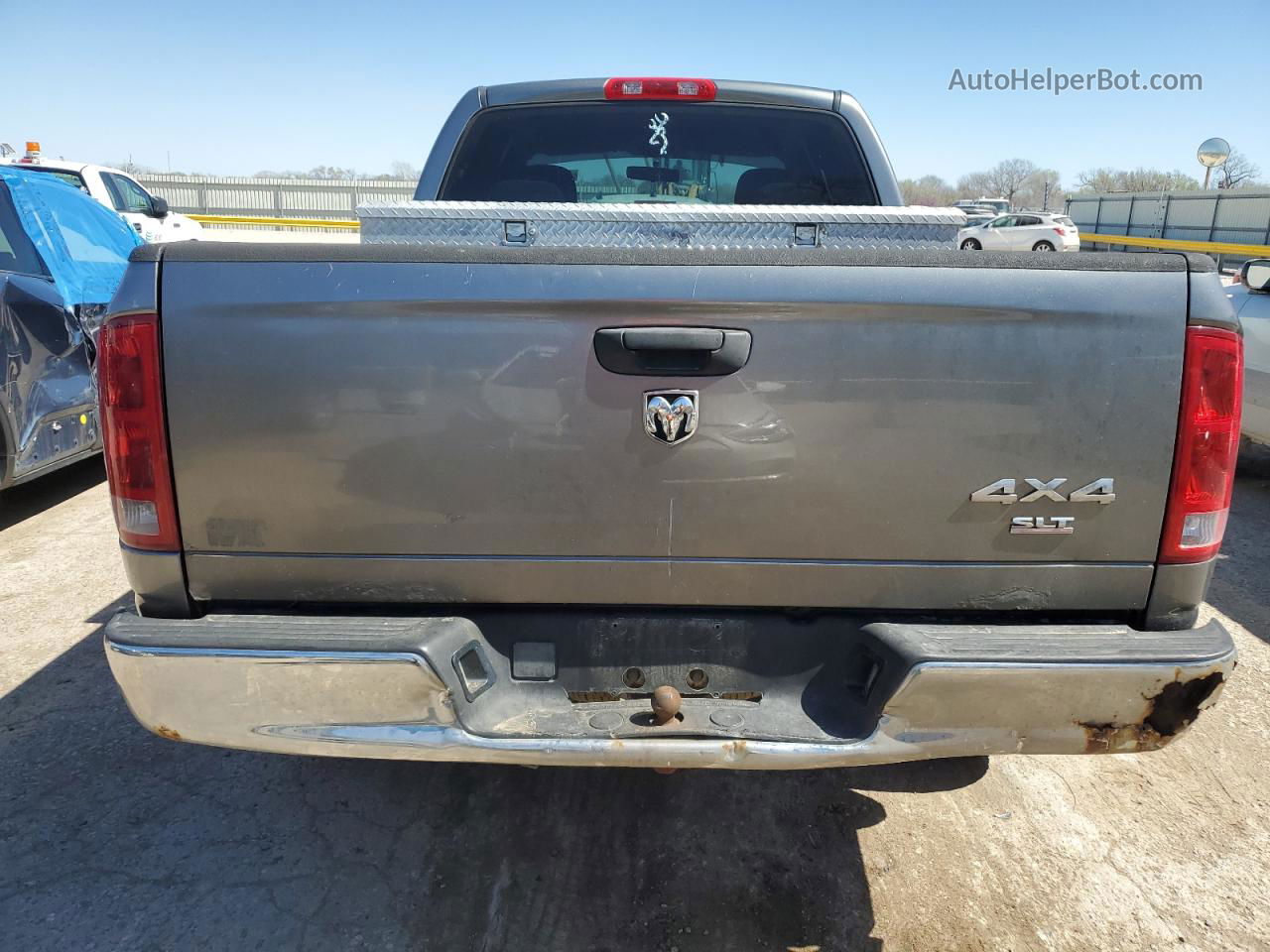 2005 Dodge Ram 1500 St Silver vin: 1D7HU18D65J539962