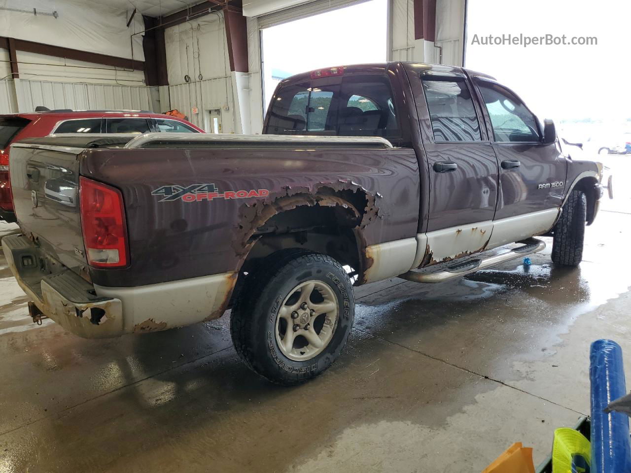 2005 Dodge Ram 1500 St Maroon vin: 1D7HU18D75S128452