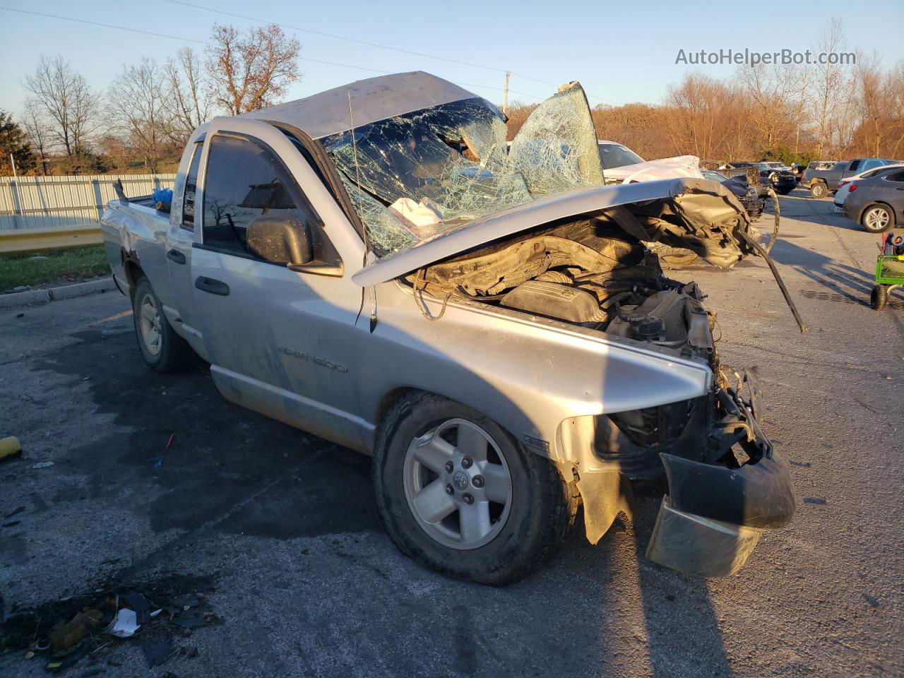 2005 Dodge Ram 1500 St Silver vin: 1D7HU18D75S286368