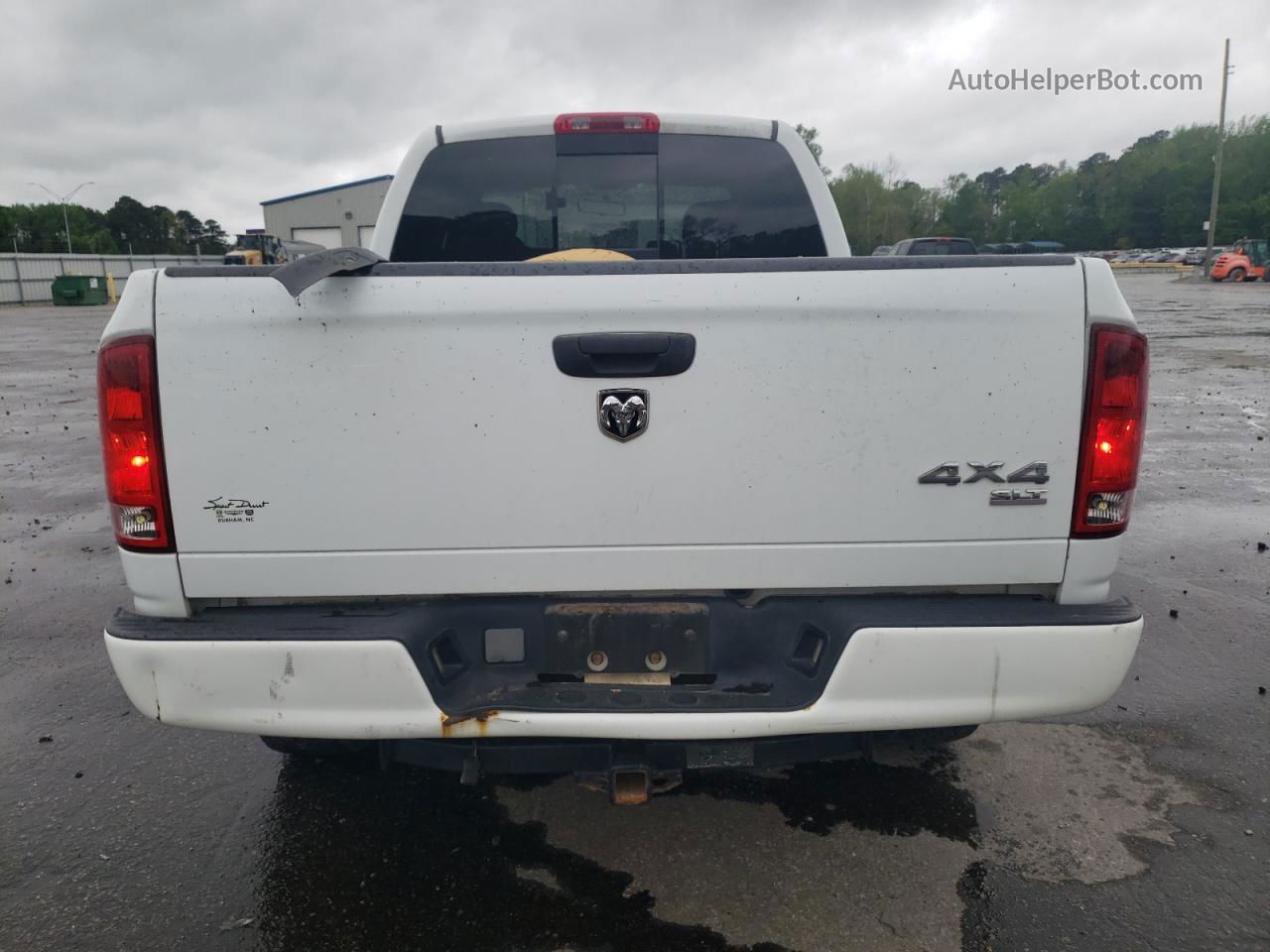 2005 Dodge Ram 1500 St White vin: 1D7HU18DX5S359006