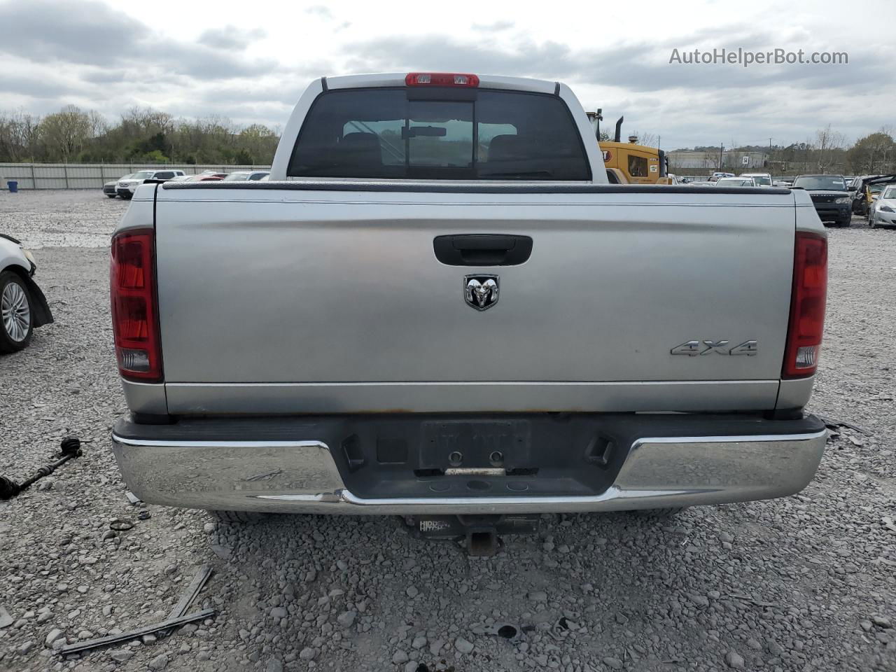 2005 Dodge Ram 1500 St Silver vin: 1D7HU18N25J609580