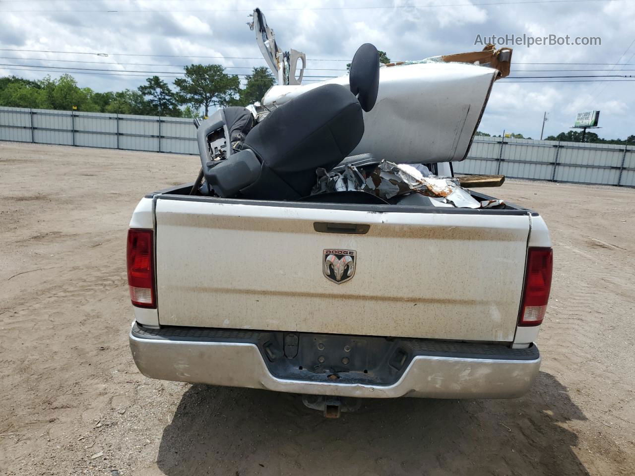 2010 Dodge Ram 1500  White vin: 1D7RB1CT3AS238210