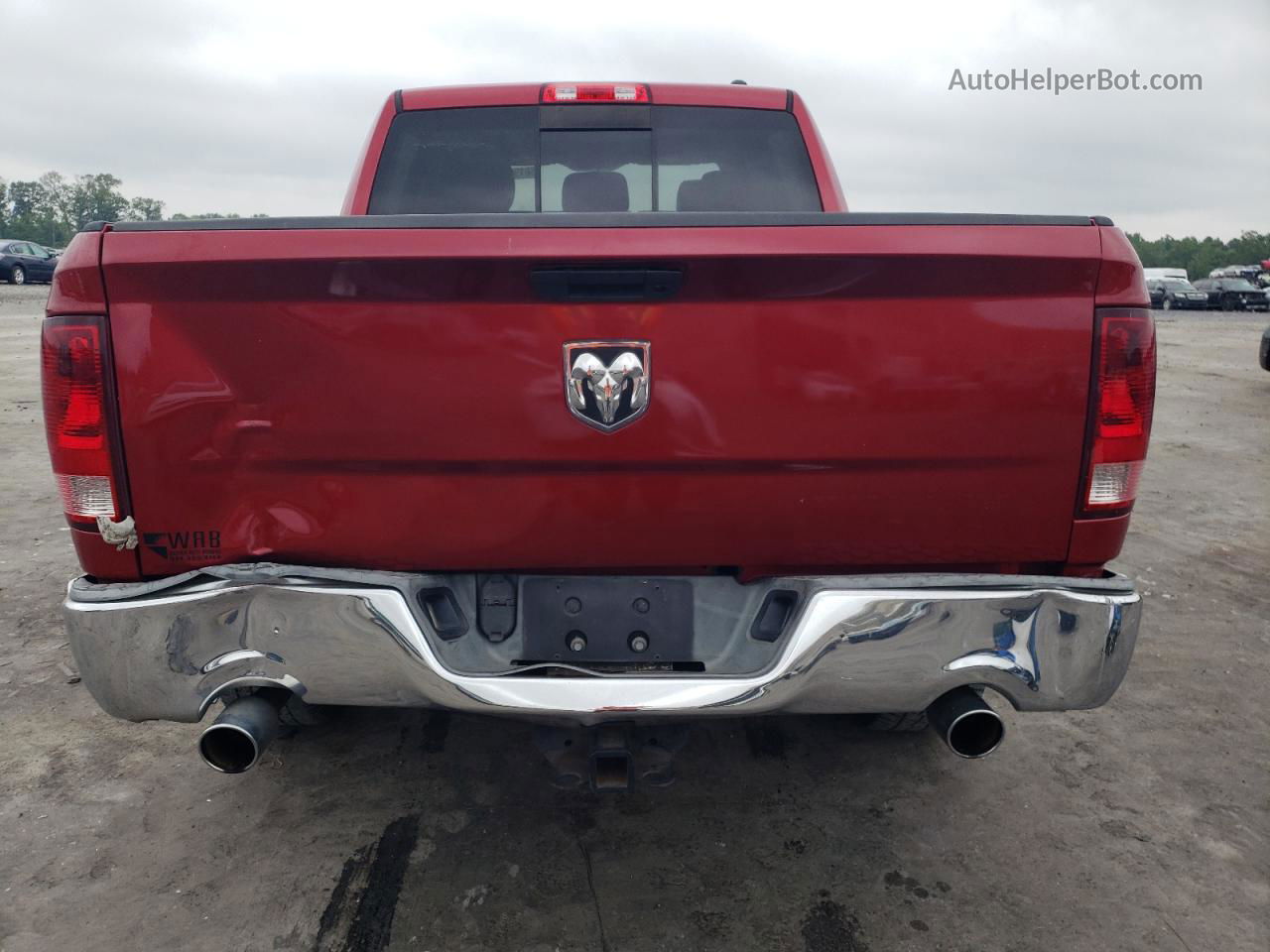 2010 Dodge Ram 1500  Red vin: 1D7RB1CT8AS145103