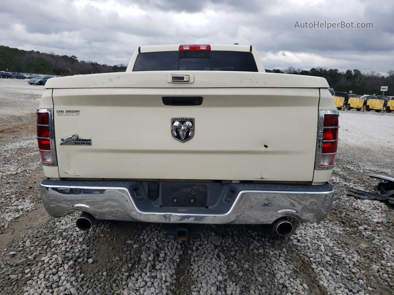 2010 Dodge Ram 1500  Cream vin: 1D7RB1CT9AS226546