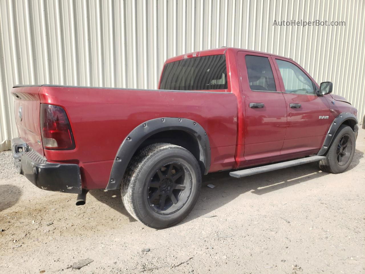 2010 Dodge Ram 1500  Red vin: 1D7RB1GP8AS127455