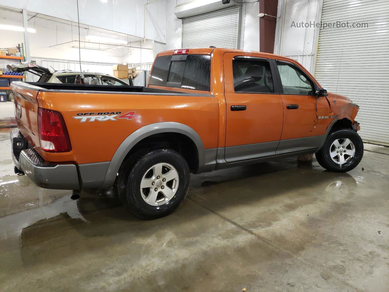 2010 Dodge Ram 1500  Orange vin: 1D7RV1CT2AS191565