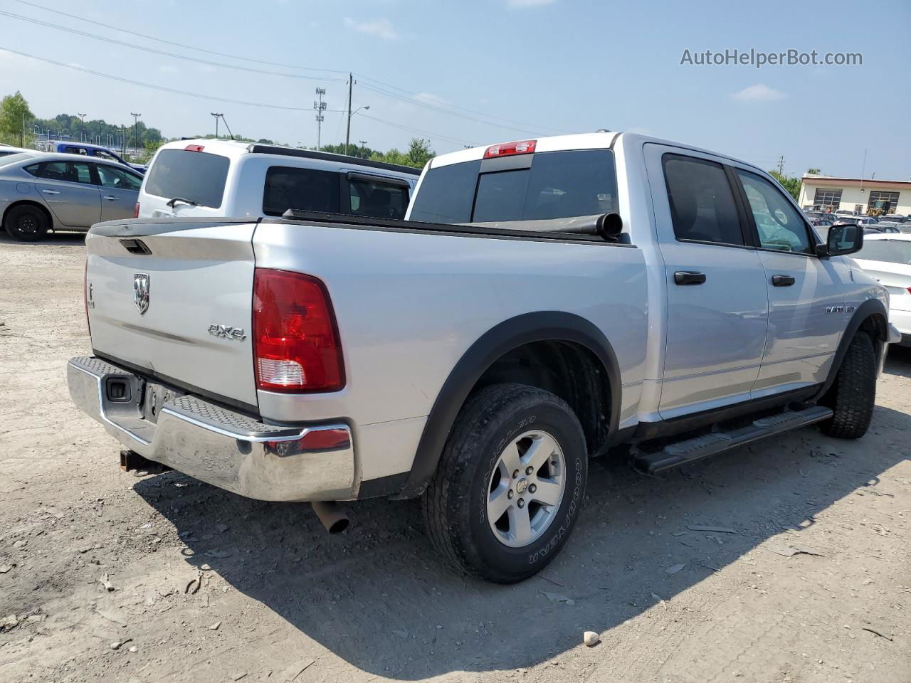 2010 Dodge Ram 1500  White vin: 1D7RV1CT3AS228395