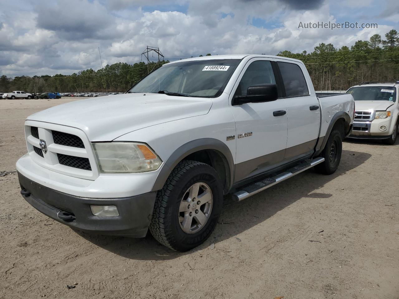 2010 Dodge Ram 1500 White vin: 1D7RV1CT4AS222749