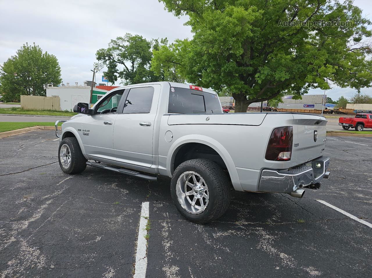 2010 Dodge Ram 1500  Silver vin: 1D7RV1CT5AS200128