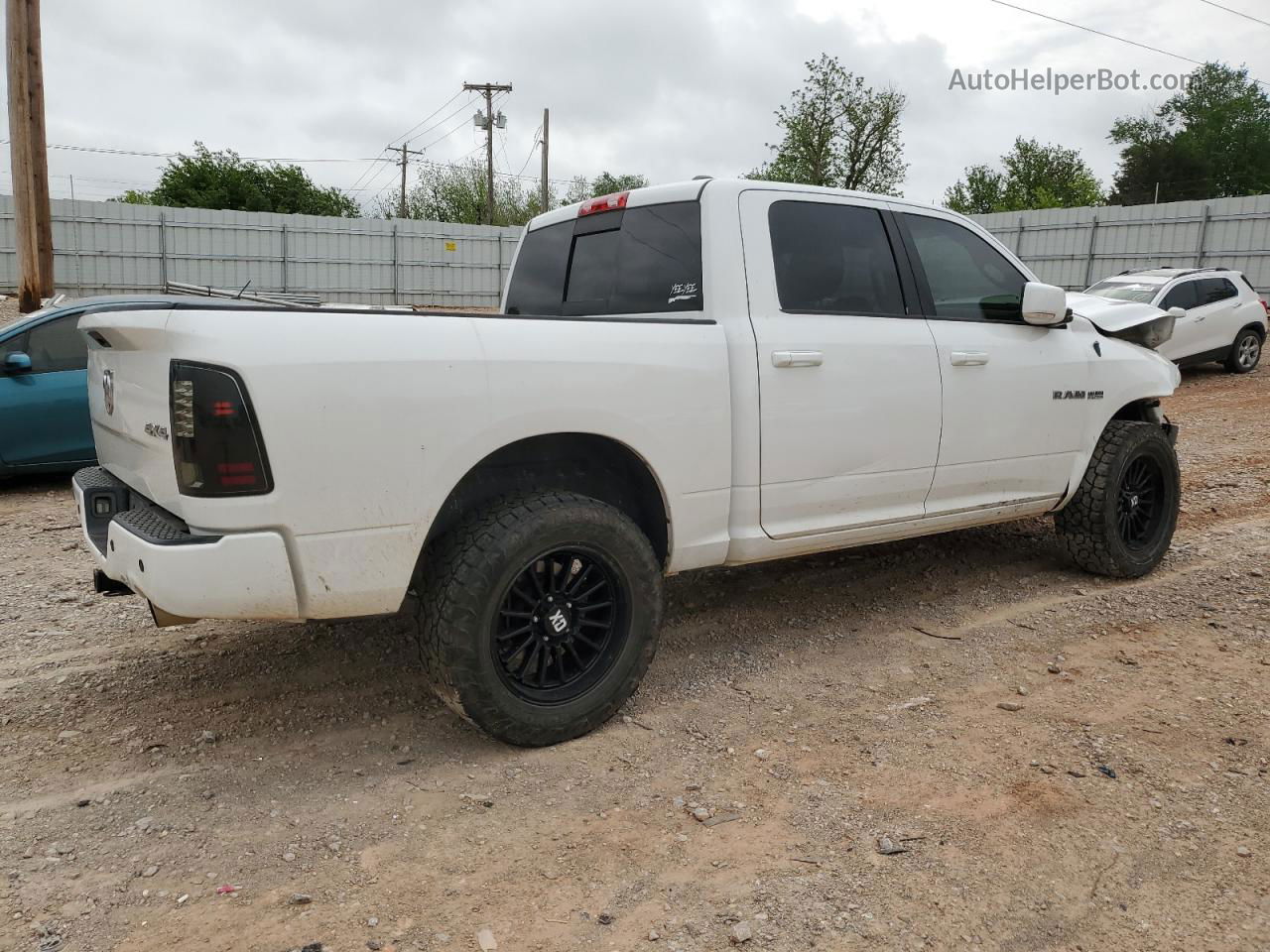 2010 Dodge Ram 1500  White vin: 1D7RV1CTXAS197002