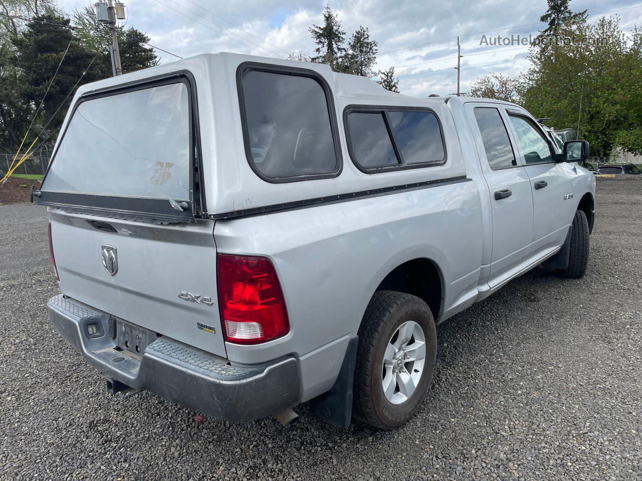 2010 Dodge Ram 1500  Silver vin: 1D7RV1GP2AS142489