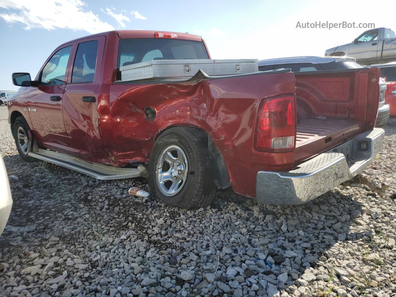 2010 Dodge Ram 1500  Red vin: 1D7RV1GT4AS182490