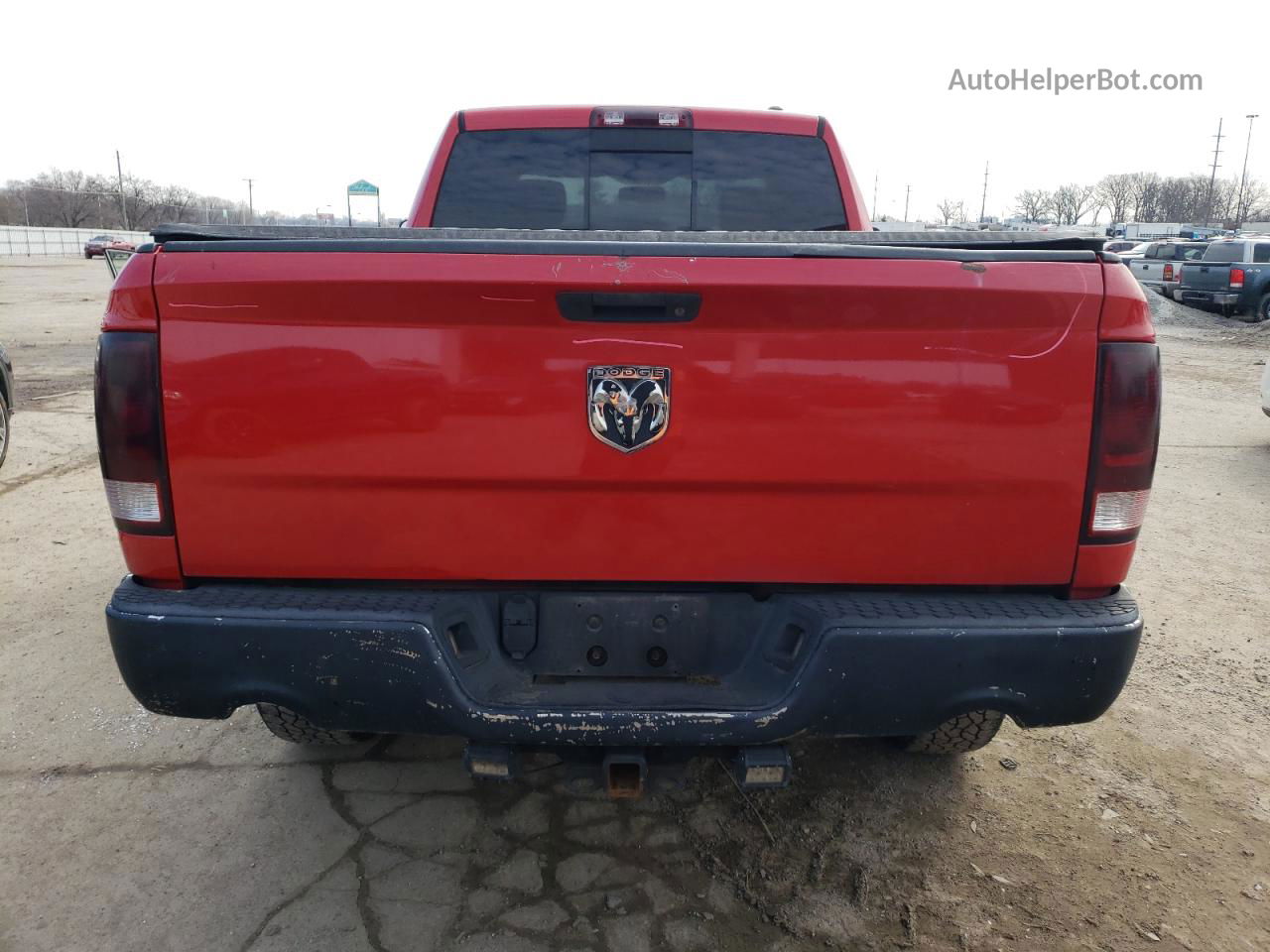 2010 Dodge Ram 1500  Red vin: 1D7RV1GT5AS145612