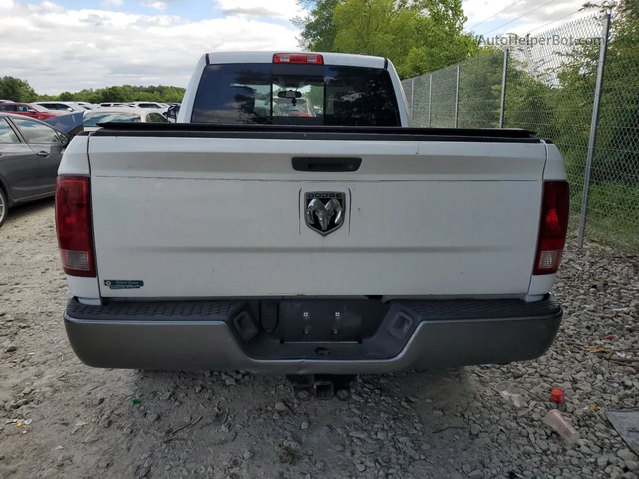 2010 Dodge Ram 1500  White vin: 1D7RV1GT6AS239109