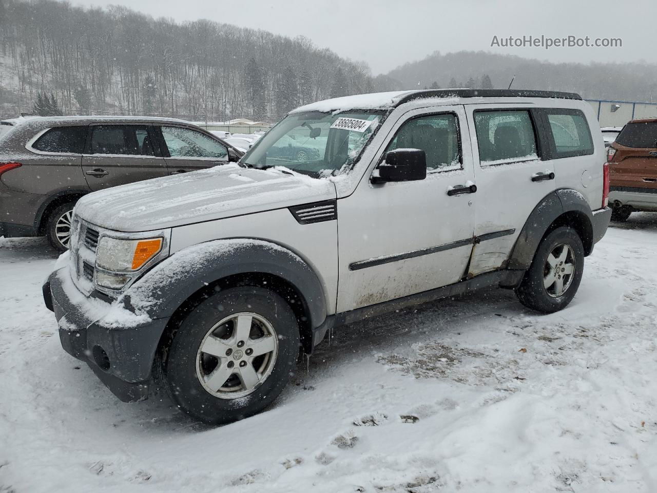 2008 Dodge Nitro Sxt Silver vin: 1D8GU28K18W209536