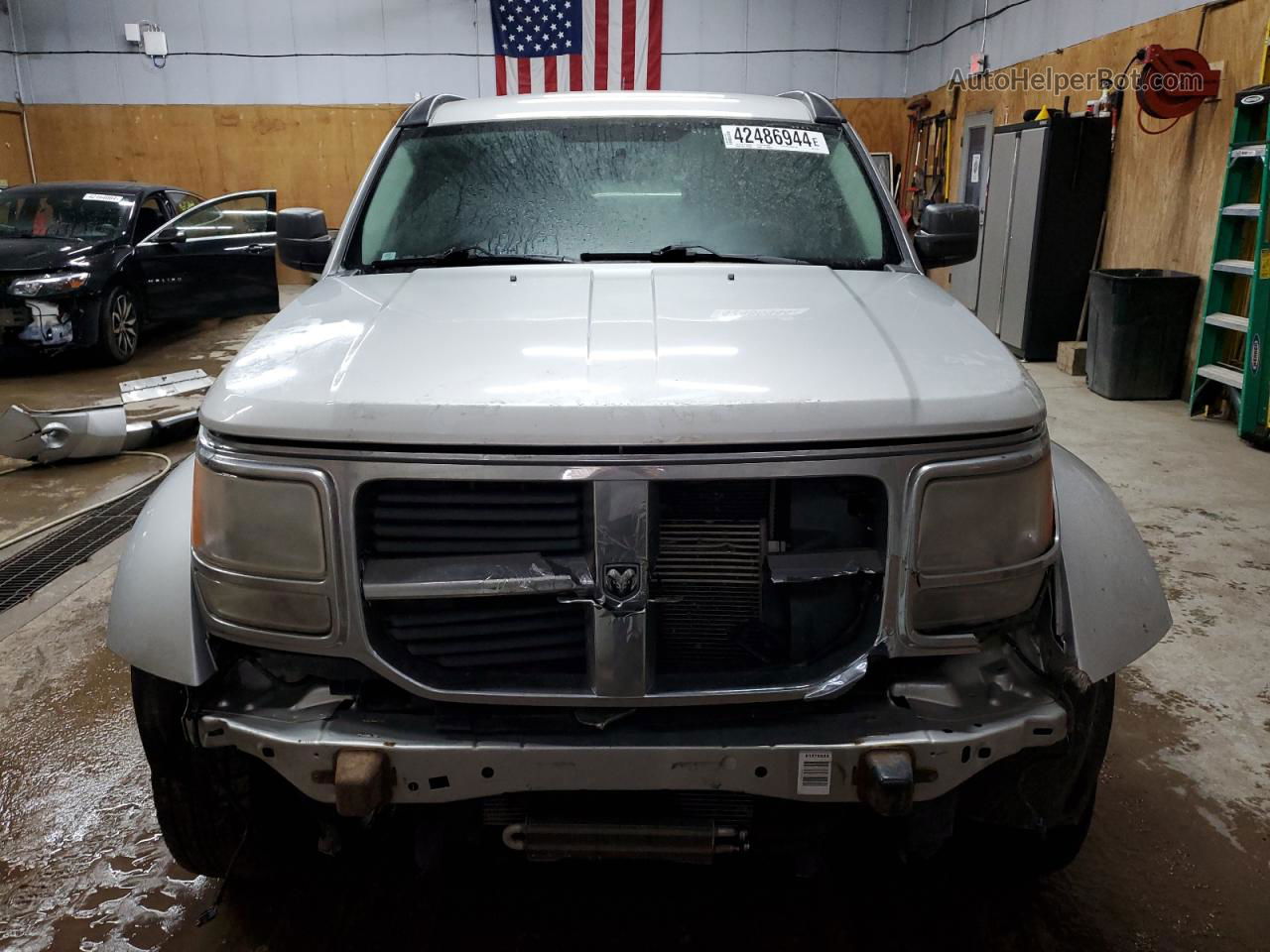 2008 Dodge Nitro Sxt White vin: 1D8GU28K18W234212